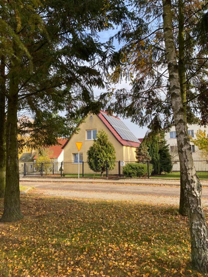 Dom Na Zachodzie Villa Szczecinek Luaran gambar